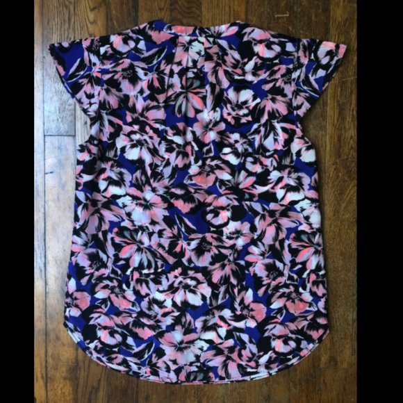 J Crew Silk Flutter Sleeve Top in Hibiscus Print - Picture 5 of 9